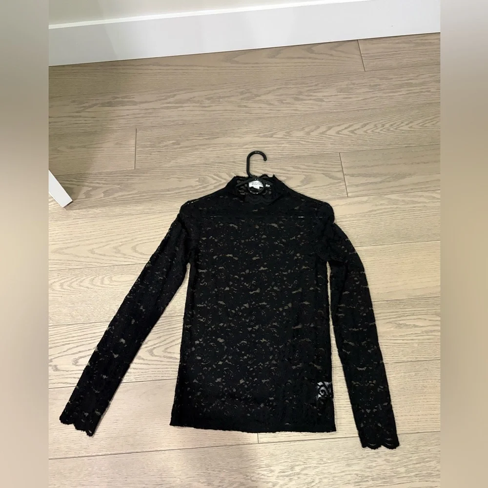Molly Bracken Black Lace Top - Picture 1 of 3